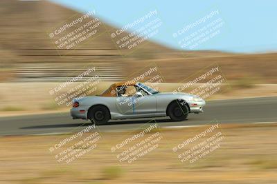 media/Jun-01-2025-CalClub SCCA (Sun) [[eae223c5dd]]/Group 1/Track Event 5/